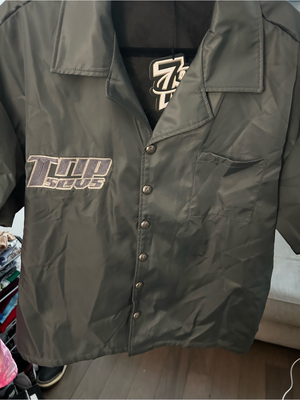 Triple Sevens Men's Gray Button-Up